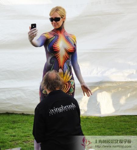 2011国际人体彩绘节模特自拍